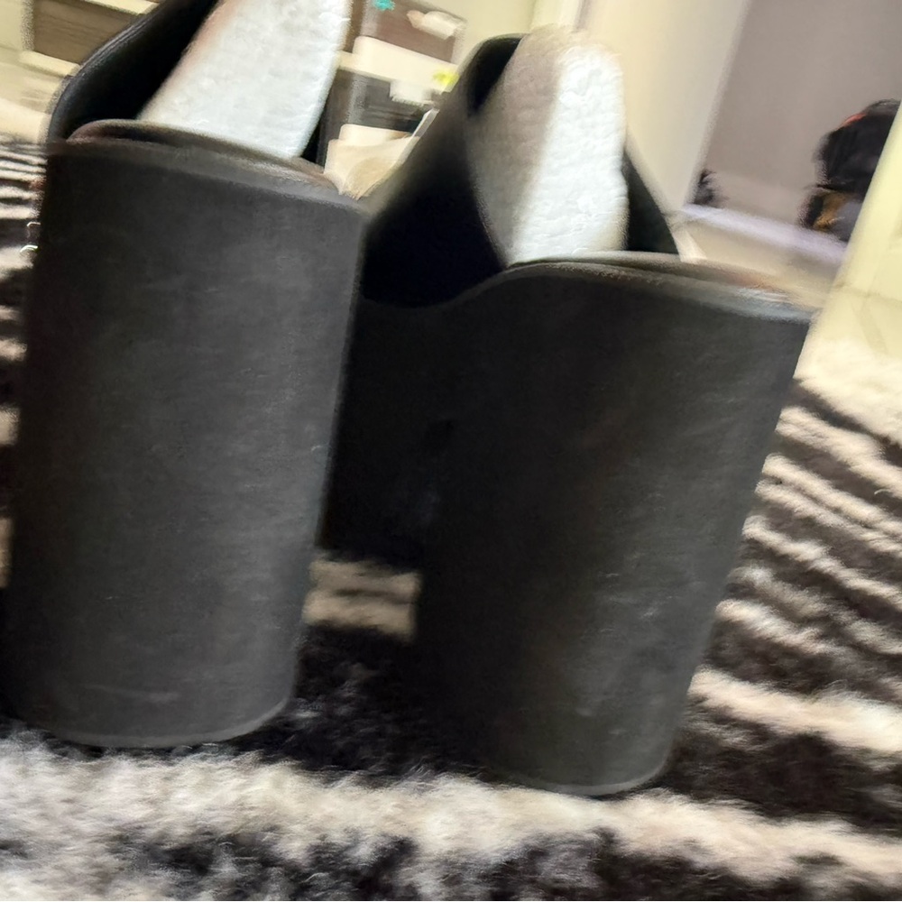 Black Platform Slide Mules - Women Size 9 Chinese Size 41 - Picture 9 of 13